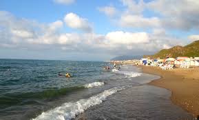 شاطئ العوانة